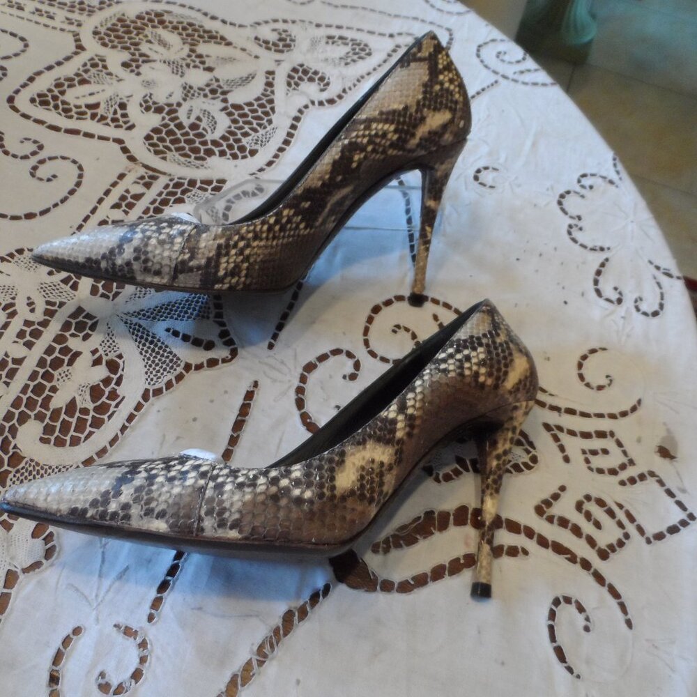 Giuseppe Zanotti Gray Leathe rSnake Skin Print Heeled Pumps Size 38B - Picture 8 of 16